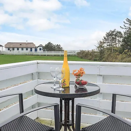 Seaside Escape With Views - By Traum