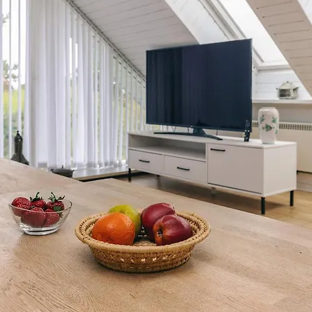 Seaside Escape With Views - By Traum Ferienhaus