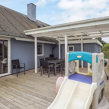 Seaside Escape With Views - By Traum Ferienhaus
