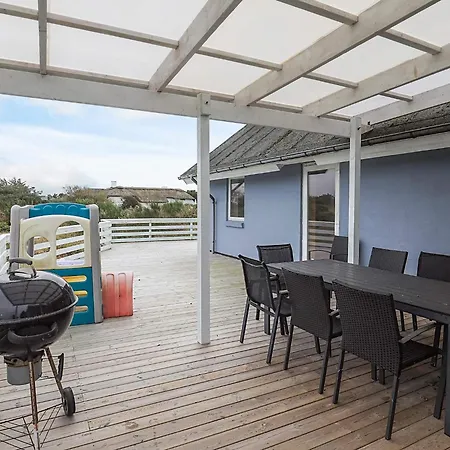 Feriehus Seaside Escape With Views