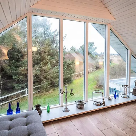 Feriehus Seaside Escape With Views *